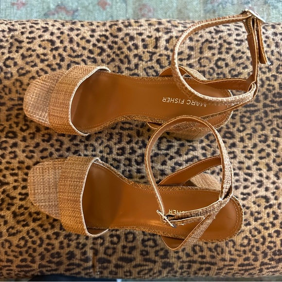 Marc Fisher Sadel Platform Heels Sz 9.5 - Picture 8 of 9